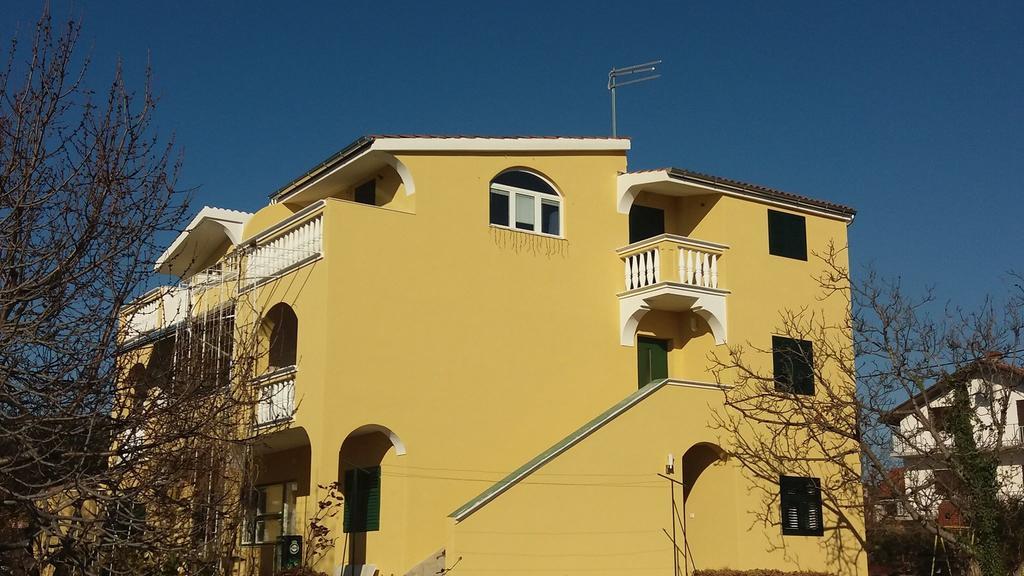 Apartments Meri Vodice Esterno foto