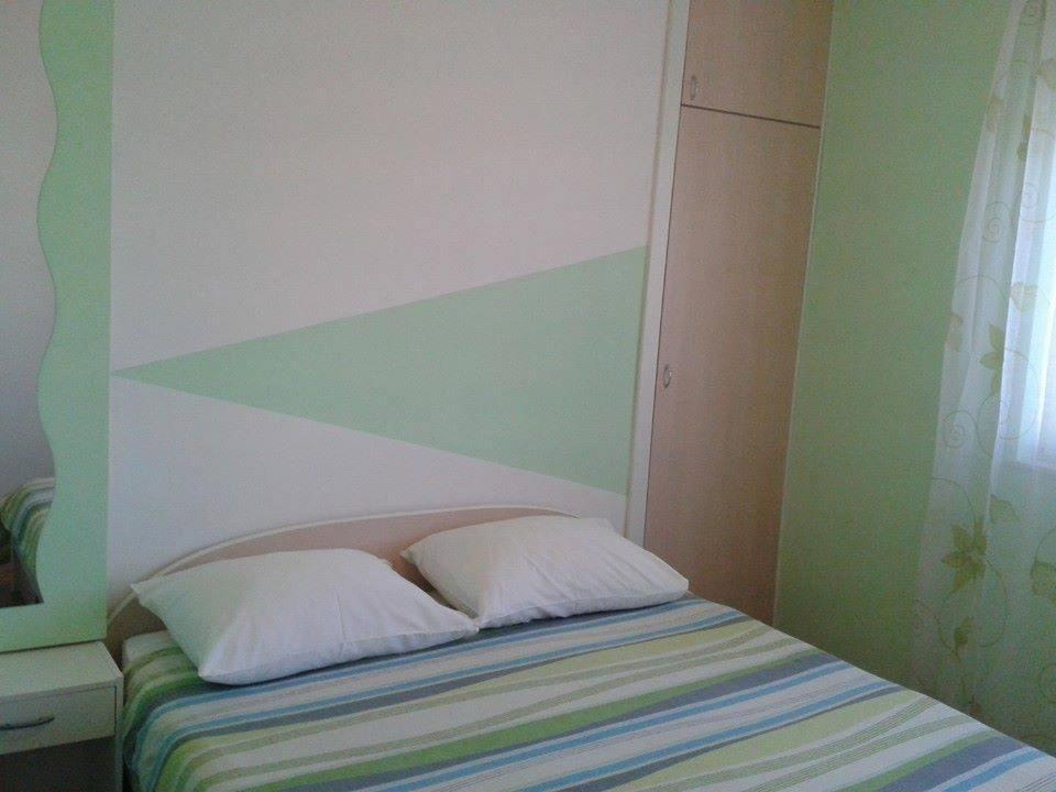 Apartments Meri Vodice Esterno foto
